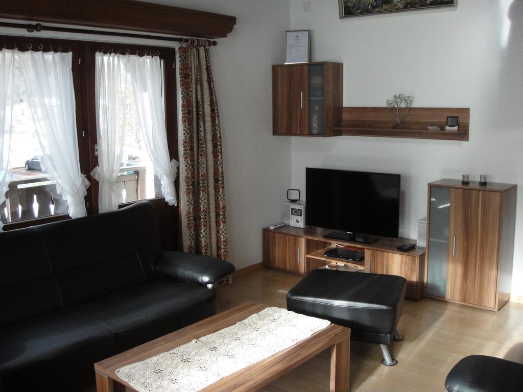 Chalet Sunstar 萨斯格伦德 客房 照片